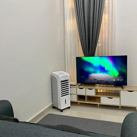 Villa Ku Villa Mu スマラン エクステリア 写真